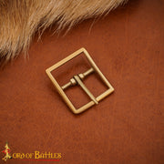 Hebilla latón macizo medieval 2.3 cm para tahalíes