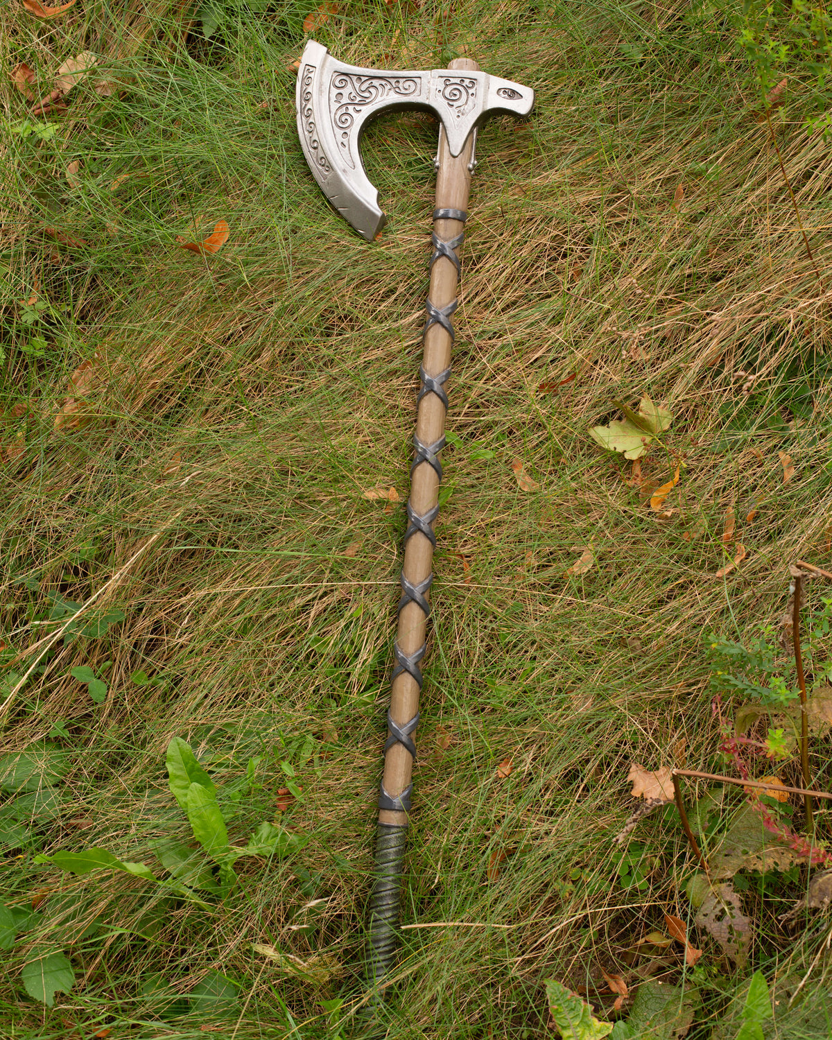 Hacha vikinga larga para LARP modelo Olporter