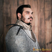 Gorjal medieval simple en acero dulce