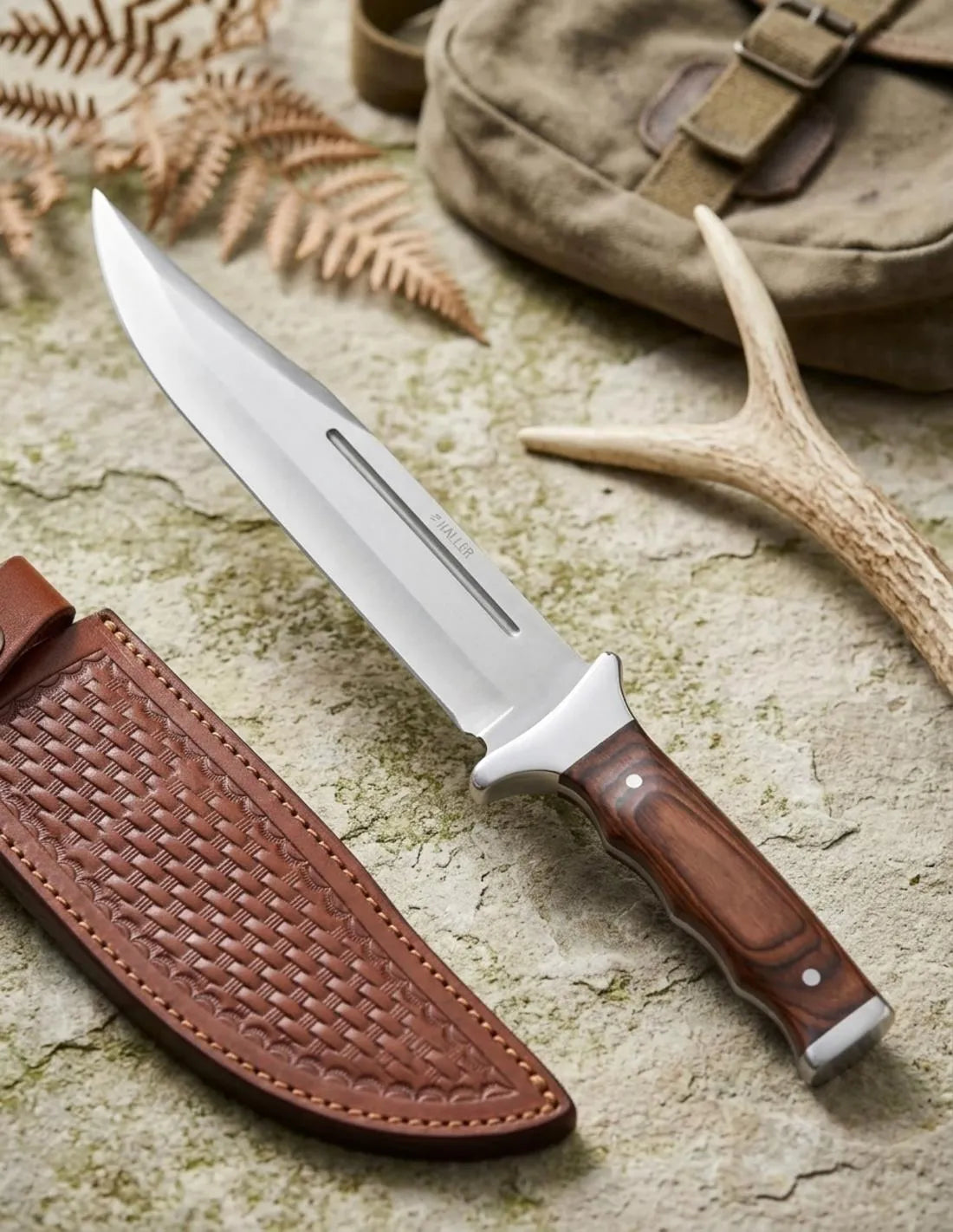 Cuchillo de caza Bowie mango madera Pakka, con funda marrón_IA